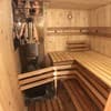 Alpine Eco Chalet & Wellness 3-4/34