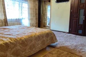 Коттедж Апартаменты в Славском. Коттедж 4-местный (4+4) 4