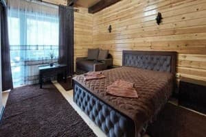 Коттедж Апартаменты в Славском. Коттедж 4-местный (4+4) 2