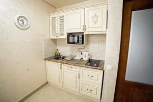 Частная усадьба Августин. Люкс 4-местный с кухней 4