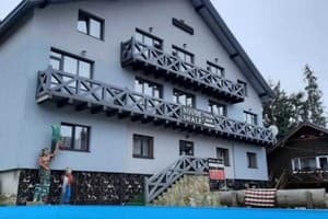 Коттедж Бартон