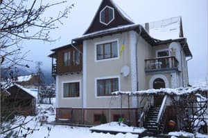 Частная усадьба Барви скелі