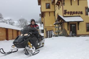 Отель Берлога