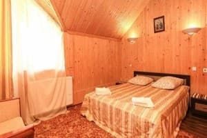 Частная усадьба Буковьель. Коттедж 8-местный  12