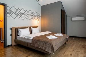 Отель Comfort House. Коттедж 8-местный 3 спальни 3