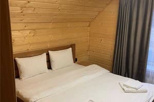 Отель Comfort House. Люкс 4-местный Мансарда 1