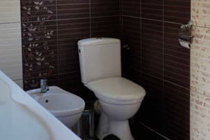 Отель Dobriy Hotel. Апартаменты 4-местный с 2 спальнями 13