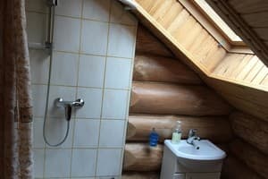 Частная усадьба Drin-lux. Стандарт 4-местный двухкомнатный мансардный 13
