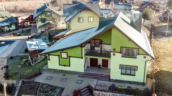 Emerald House 2