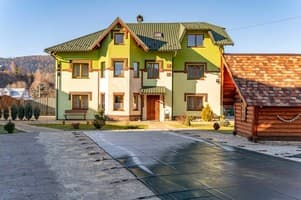 Апарт-отель Emerald House