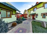 Emerald House 5