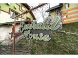 Emerald House 7