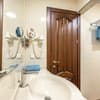 Апарт-отель Emerald House. Апартаменты 6-местный семейные с балконом и видом на горы 12