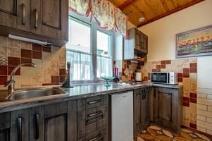 Апарт-отель Emerald House. Апартаменты двухместный улучшенные с видом на горы 8
