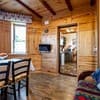 Апарт-отель Emerald House. Апартаменты двухместный улучшенные с видом на горы 9