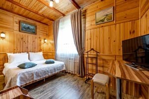 Апарт-отель Emerald House. Апартаменты двухместный улучшенные с видом на горы 10