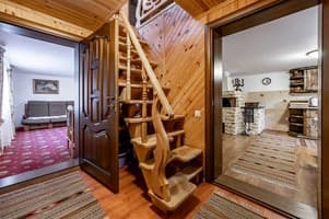 Апарт-отель Emerald House. Коттедж 6-местный сельская хата с печью 2