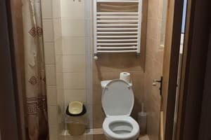 Мини-отель Entoni Apartments. Семейный 4-местный двухкомнатный 6