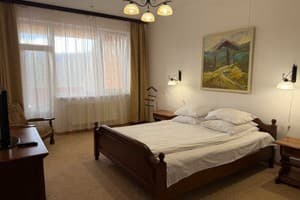 Отель Эрней Лаз. Люкс 4-местный  10