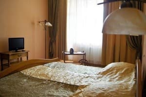 Отель Эрней Лаз. Люкс трехместный  2