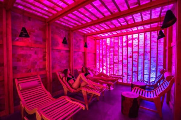 F&B SPA RESORT 29