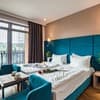 F&B SPA RESORT 40-41/48