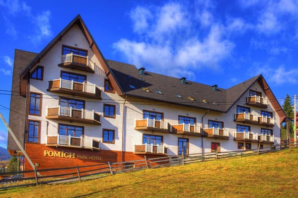 F&B SPA RESORT 42