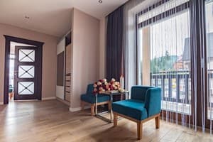 Спа-отель F&B SPA RESORT. Делюкс 4-местный двухкомнатный BURSHTYN 5