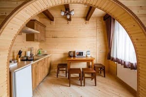 Отель Family Hotel Kaskad. Коттедж 6-местный с 2 спальнями 9