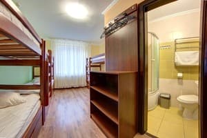 Гостиный двор Free Way. Место в общем 4-местном номере  2