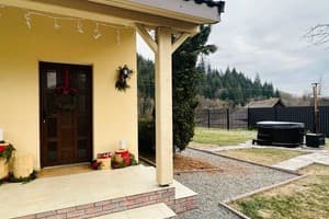 Частная усадьба Friends house. Коттедж 4-местный  1