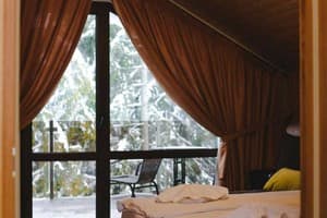 Гостинично-ресторанный комплекс GOOD Days Shale Resort. Стандарт трехместный в шале Міні 4