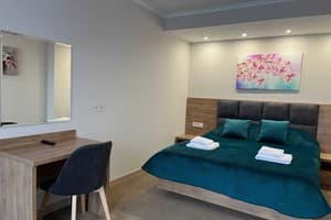 Гостинично-ресторанный комплекс Гірський Континент. Делюкс трехместный  1