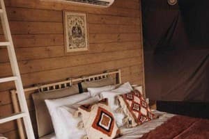 Glamping Mandra Hills 10