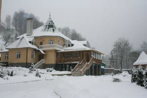 Туристический комплекс Горный Узвоз