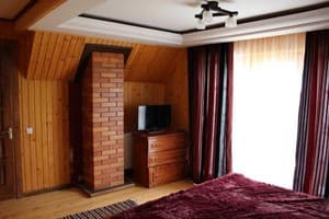 Частная усадьба Горянка. Коттедж 8-местный  с видом на сад 2