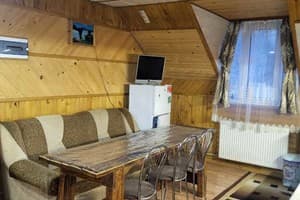 Гостинний дім 8