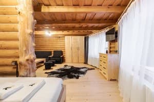 Гостинично-ресторанный комплекс Gremi Hotel. Люкс 4-местный  5