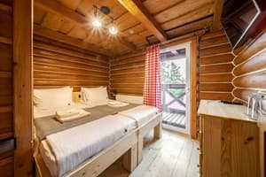 Гостинично-ресторанный комплекс Gremi Hotel. Стандарт двухместный с балконом 5