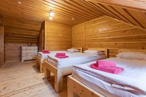 Гостинично-ресторанный комплекс Gremi Hotel. Стандарт трехместный улучшенный 2