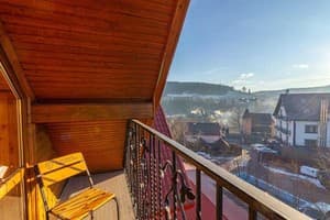 Гуцульська світлиця 9