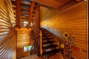 Гуцульська світлиця 10