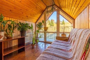 Гуцульська світлиця 1