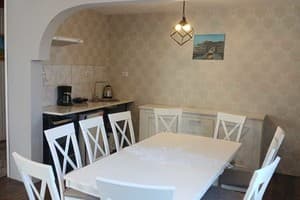 Хата в Карпатах  13