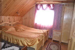 Частная усадьба Хатинка. Стандарт трехместный  4