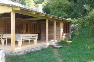 Хижина Гуцула 9