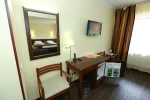 Отель Home Hotel. Комфорт двухместный + 2 доп. места 2