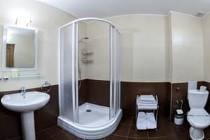 Отель Home Hotel. Полулюкс 4-местный с балконом 4