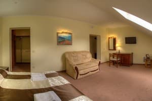 Отель Home Hotel. Стандарт двухместный Мансард +1 доп. место 8