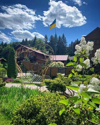 Отель Жди ня Єво
